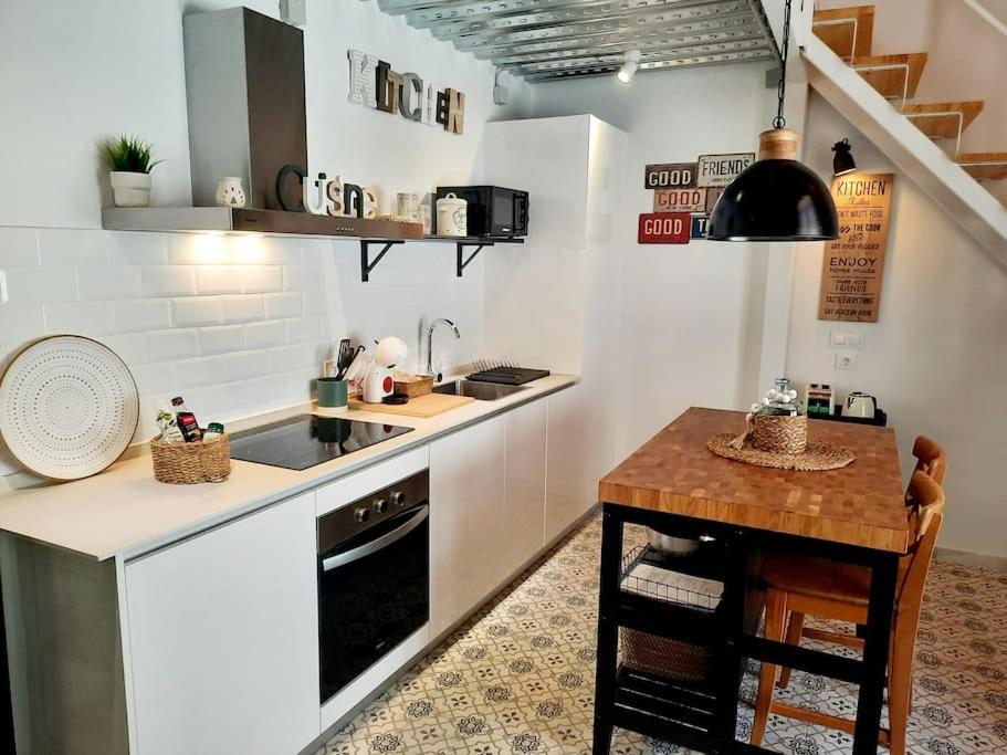 Loft Centrico Con Patio Bodega San Javier Apartment เฮเรซ เด ลาฟรอนเตรา ภายนอก รูปภาพ